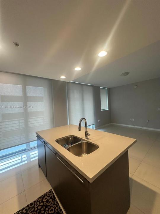 7875 NW 107th ave 412, Miami, Florida 33178, Estados Unidos