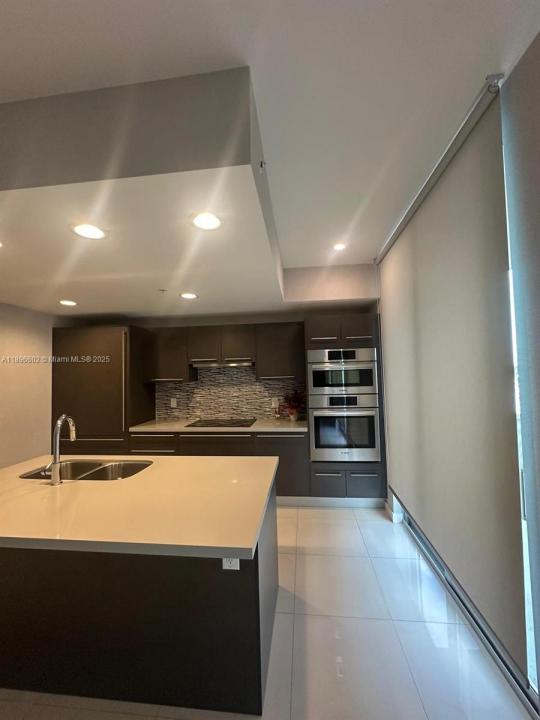 7875 NW 107th ave 412, Miami, Florida 33178, Estados Unidos