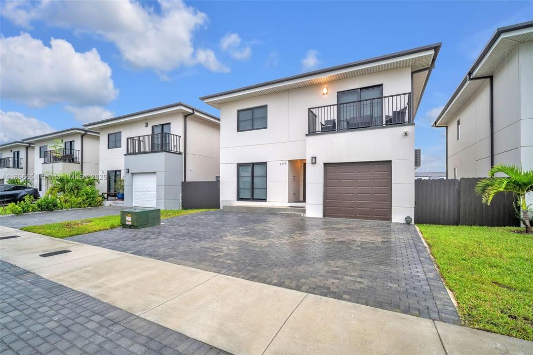 1337 NW 3rd St, Florida City, פלורידה 33034, ארצות הברית של אמריקה