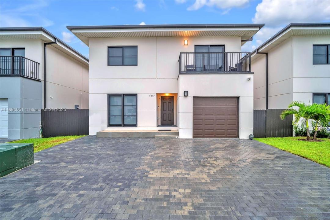 1337 NW 3rd St, Florida City, פלורידה 33034, ארצות הברית של אמריקה