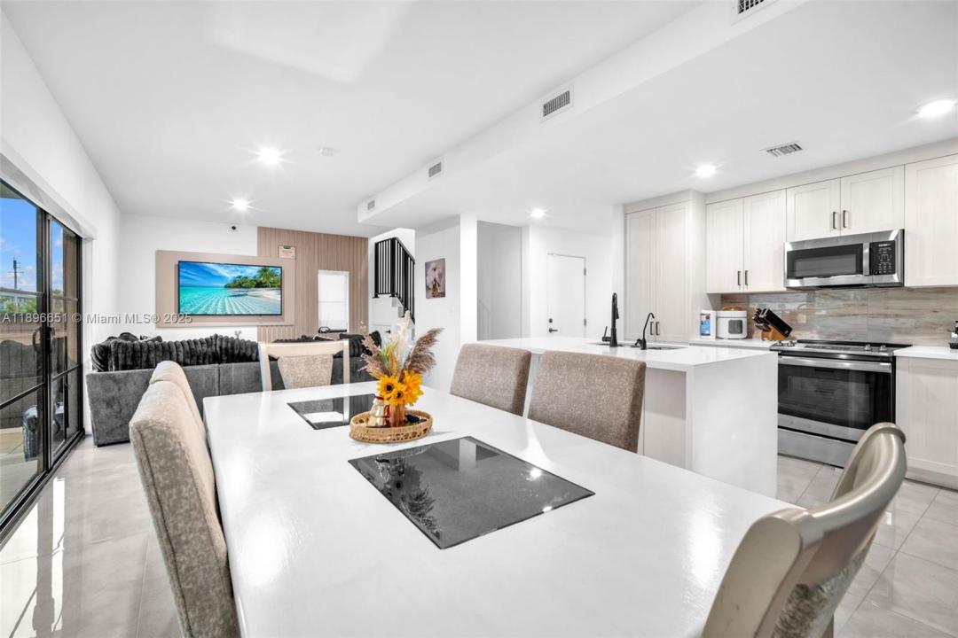 1337 NW 3rd St, Florida City, פלורידה 33034, ארצות הברית של אמריקה