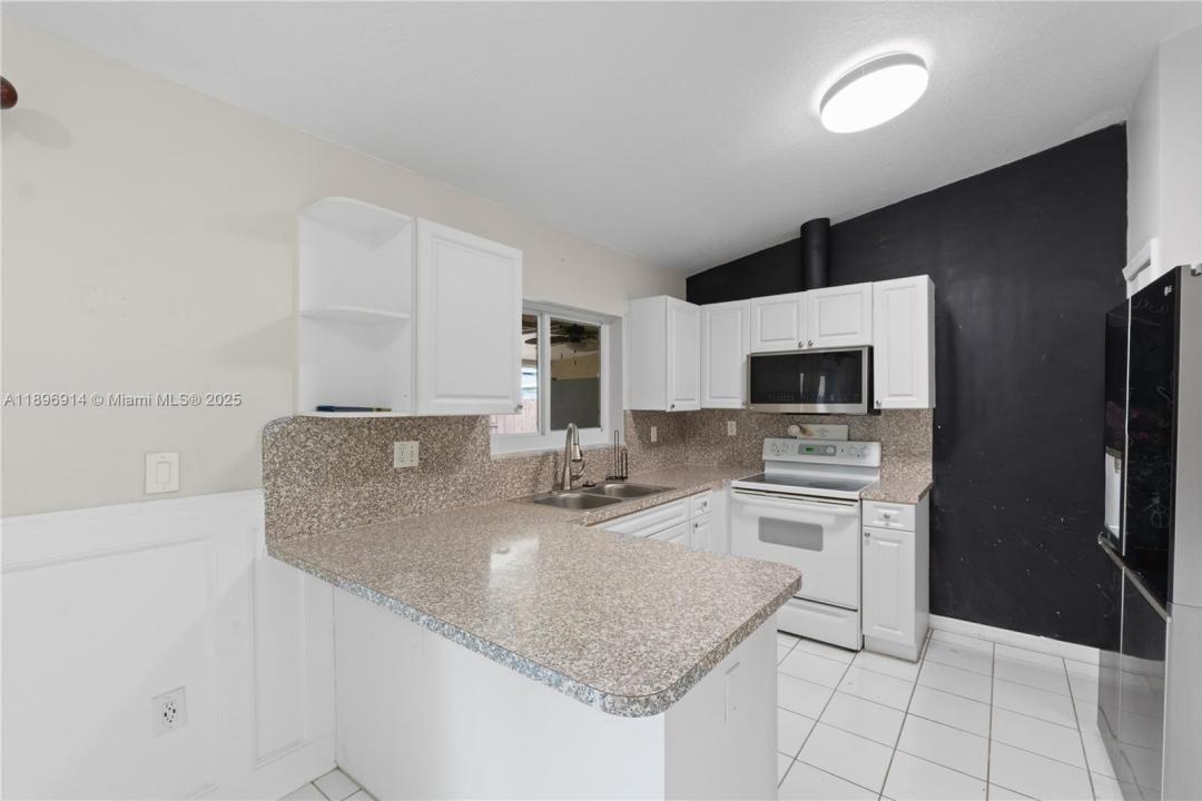 15327 SW 179th Ter, Miami, Florida 33187, Estados Unidos