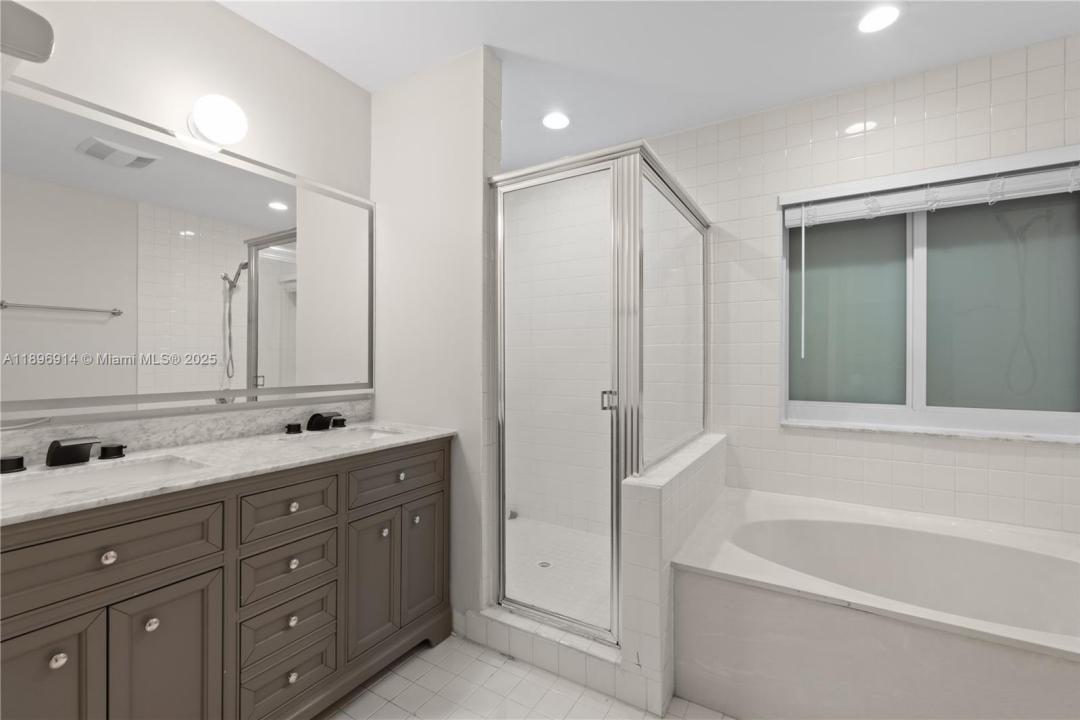 15327 SW 179th Ter, Miami, Florida 33187, Estados Unidos
