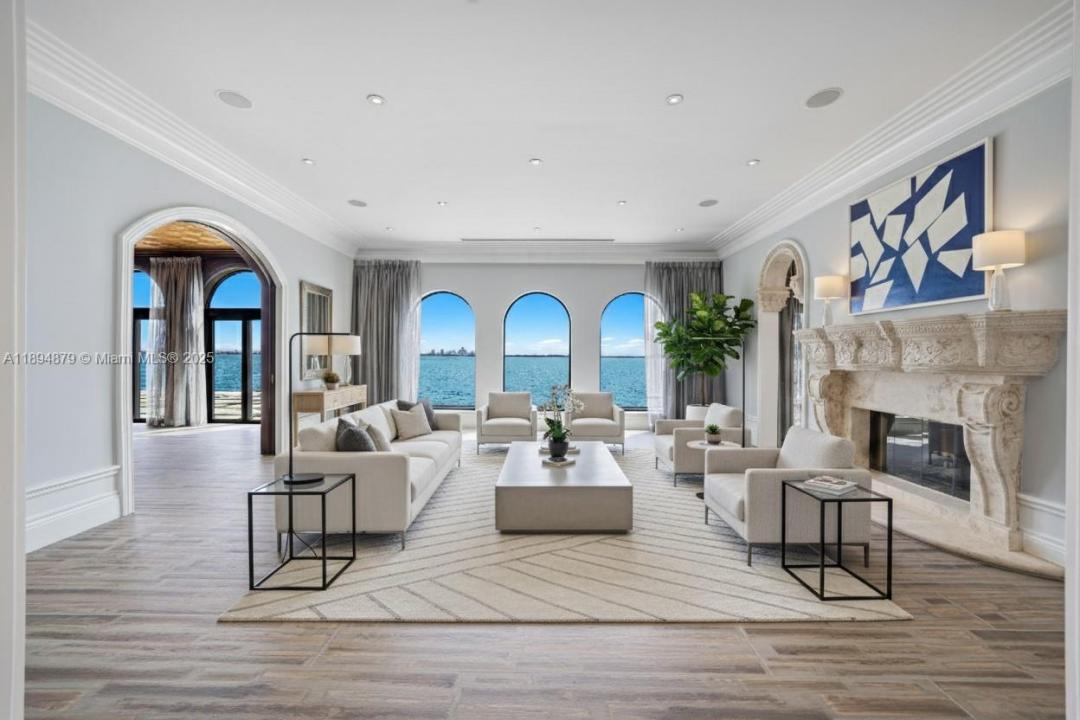 1331 Bay Ter, North Bay Village, Florida 33141