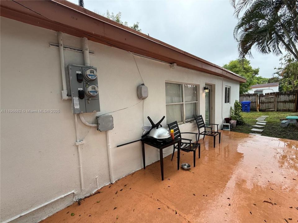 2534 Mckinley St, Hollywood, Florida 33020
