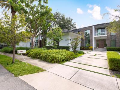 7500 SW 57th Ct, South Miami, Florida 33143, USA