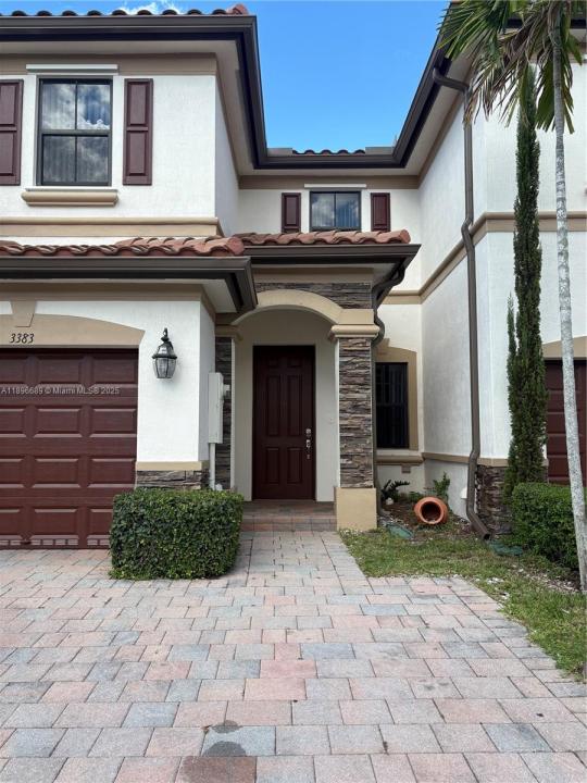 3383 W 90th St 3383, Hialeah, Floryda 33018, USA