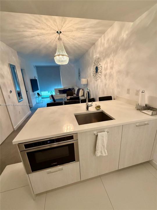 501 NE 31st St 602, Miami, Флорида 33137, Соединенные Штаты