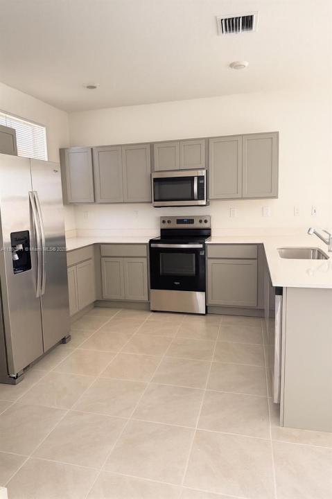 1509 NE 3rd Ave 1, Florida City, Florida 33034, USA