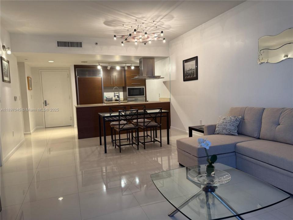 485 Brickell Ave 2606, Miami, Florida 33131