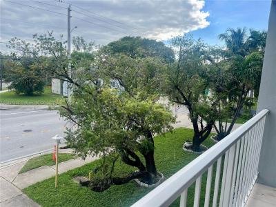 555 NE 123rd St 205-B, North Miami, Florida 33161, USA