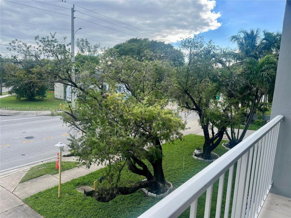 555 NE 123rd St 205-B, North Miami, 플로리다 33161, 미국