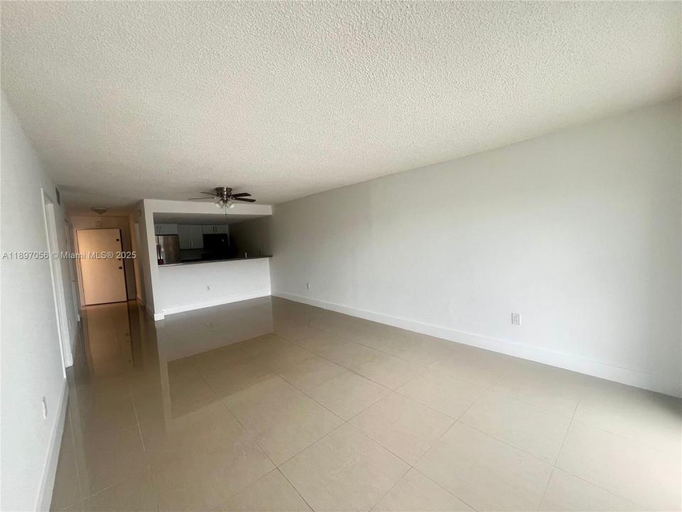 555 NE 123rd St 205-B, North Miami, 플로리다 33161, 미국