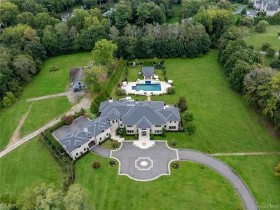 53 Simonson Road, Oyster Bay, New York 11545, HOA KỲ