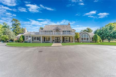 300 Maple Street, Islip, ניו יורק 11751, ארצות הברית של אמריקה