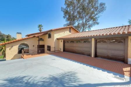 Nabal Dr, La Mesa, カリフォルニア 91941, アメリカ合衆国