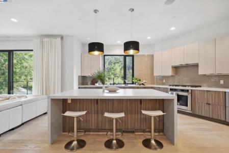 West Cir, Oakland, Kaliforniya 94611, Amerika Birleşik Devletleri