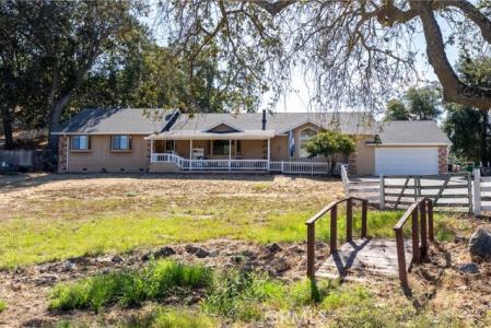 Ardilla, Atascadero, California 93422