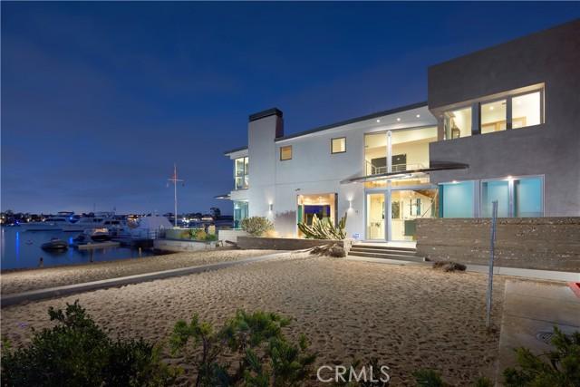 W Bay Avenue, Newport Beach, California 92661