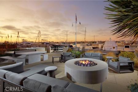 W Bay Avenue, Newport Beach, California 92661