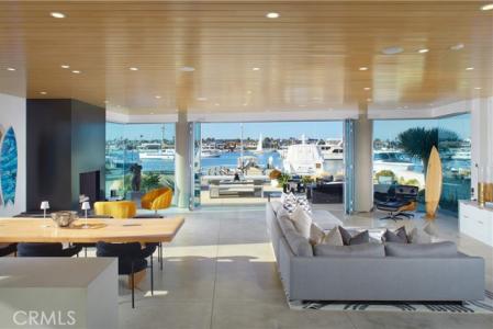 W Bay Avenue, Newport Beach, California 92661