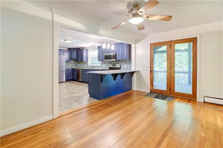 11 Golden Boulevard, North Smithfield, Rhode Island 02896, Estados Unidos