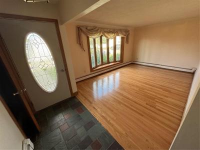 13 Ivanhoe Street, Johnston, Rhode Island 02919, USA