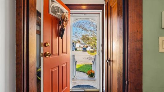 224 Palace Avenue, Warwick, Rhode Island 02886, USA