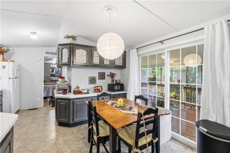 7 Kelly Lane, Coventry, RI 02816, USA
