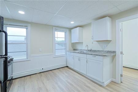 156 Urban Avenue 3, North Providence, Rhode Island 02904, Estados Unidos