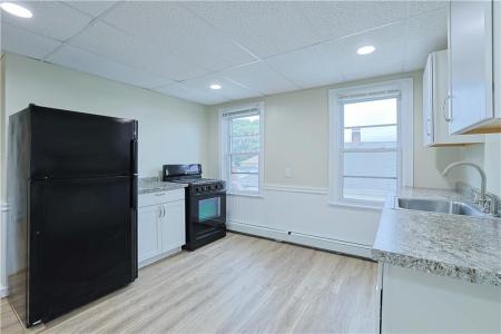 156 Urban Avenue 3, North Providence, Rhode Island 02904, Estados Unidos