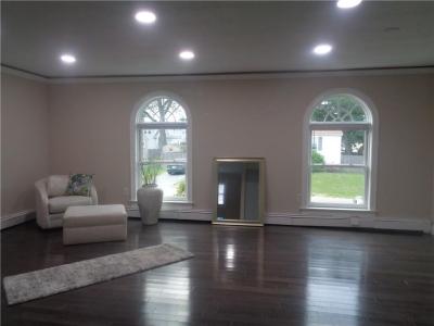 176 Vernon Street, Warwick, Rhode Island 02889, USA