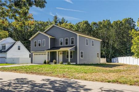 67 Oak Tree Avenue, Warwick, RI 02886, USA