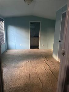 5 Krzak Road, North Kingstown, Rhode Island 02852, États-Unis