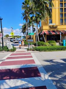 2060 NE 2nd St 2068-2076, Deerfield Beach, Florida 33441