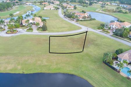 102 SE Santa Lucia, Port Saint Lucie, Florida 34984, Estados Unidos