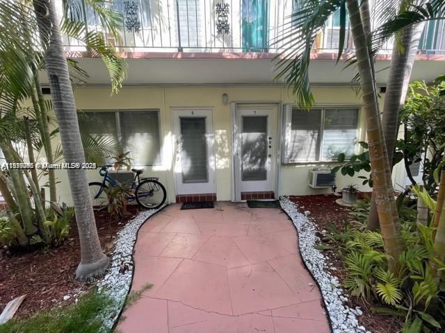 8040 Tatum Waterway Dr 7, Miami Beach, Florida 33141, Estados Unidos