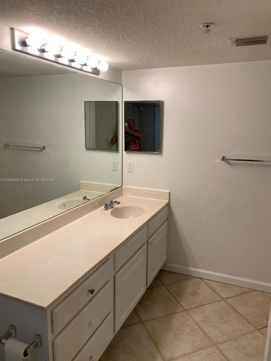 4122 Residence dr 120, Fort Myers, Florida 33901, USA