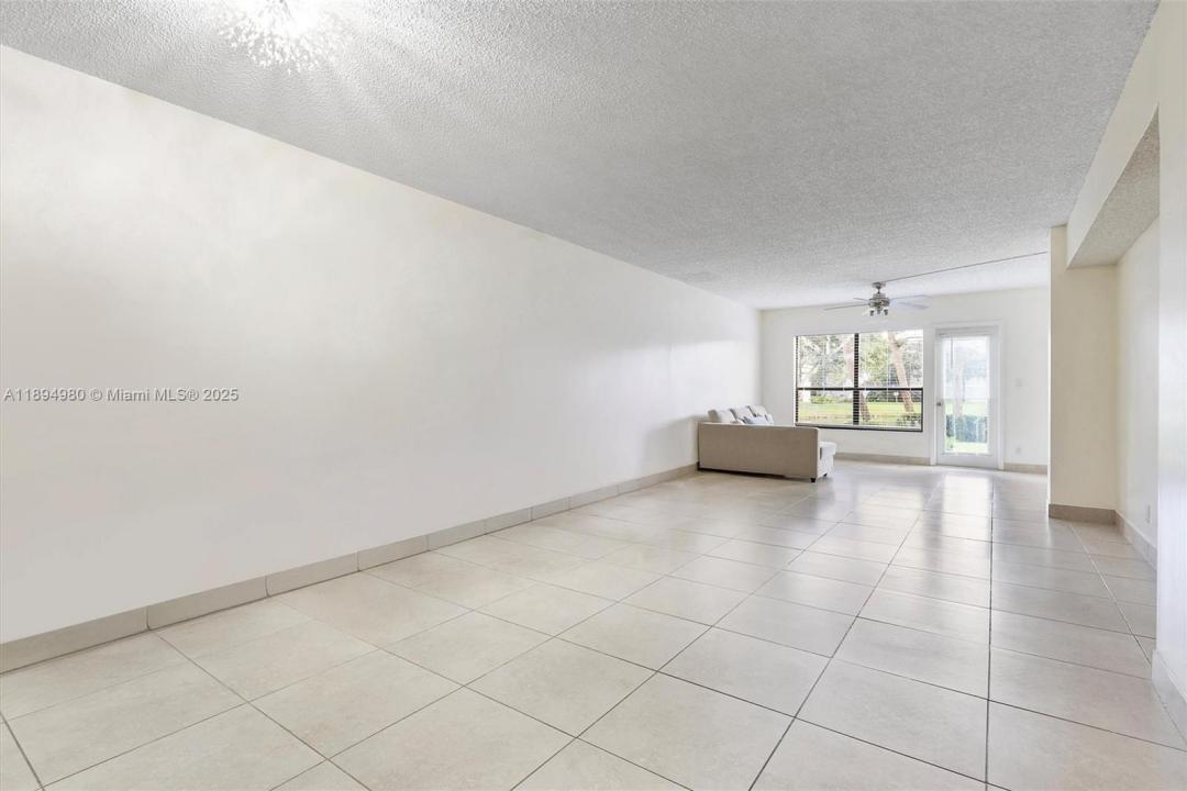 3050 NW 42nd Ave C104, Coconut Creek, 佛罗里达州 33066, 美国
