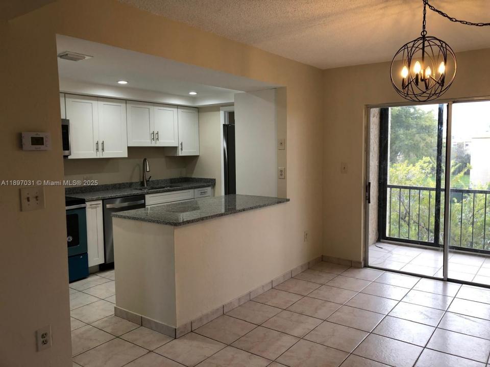 8401 SW 107th Ave 313E, Miami, Florida 33173, USA