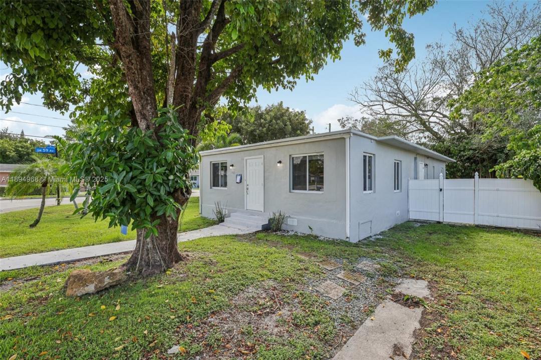 5900 SW 63rd St, South Miami, Florida 33143, Amerika Birleşik Devletleri