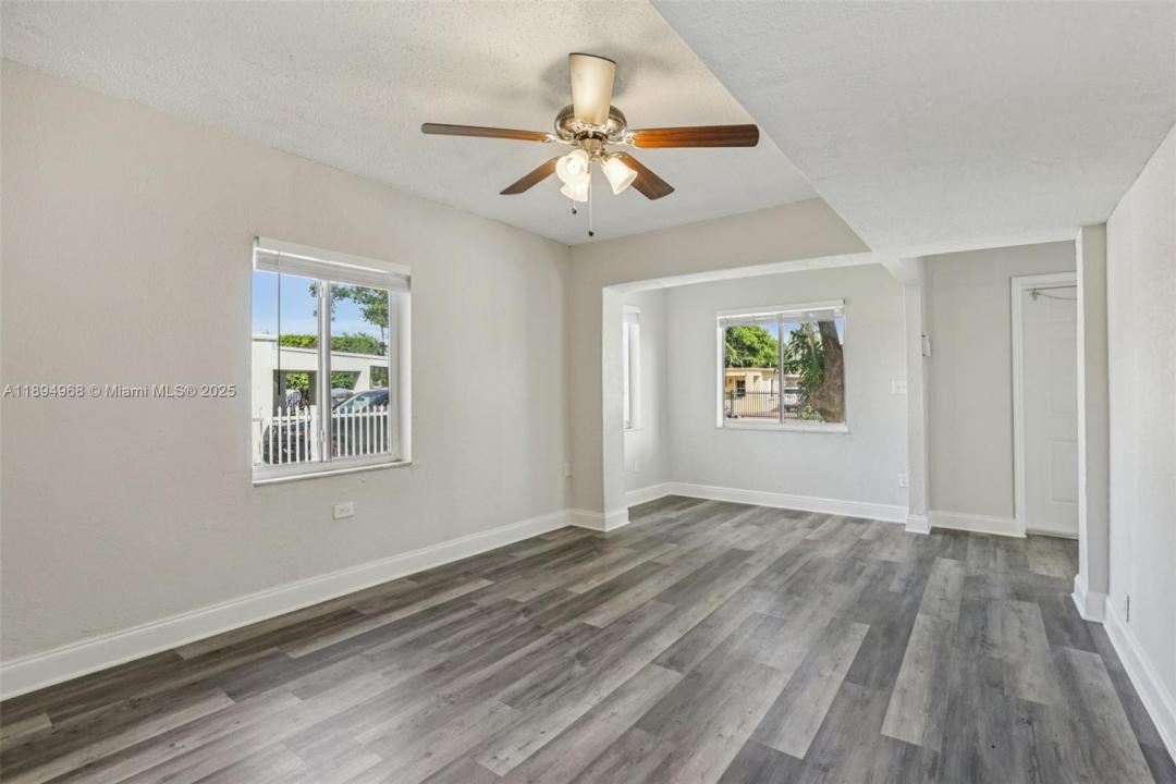 5900 SW 63rd St, South Miami, Florida 33143, Amerika Birleşik Devletleri