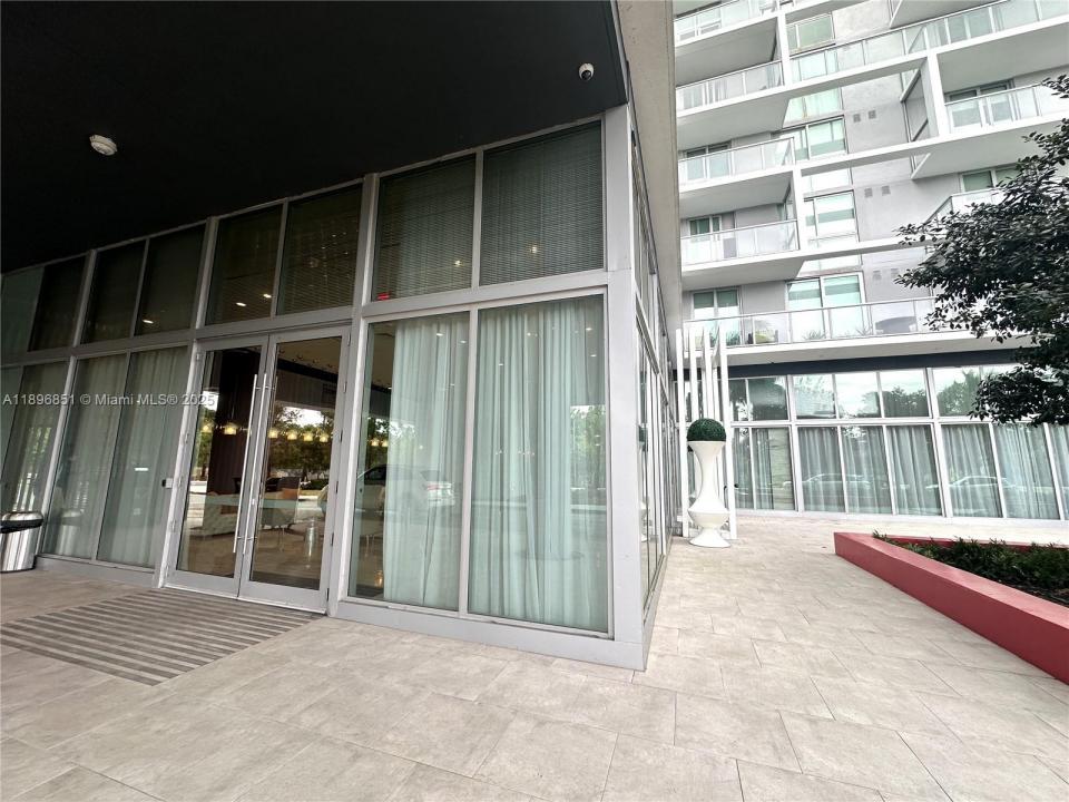 2000 Metropica Way 1401, Sunrise, Флорида 33323, Соединенные Штаты