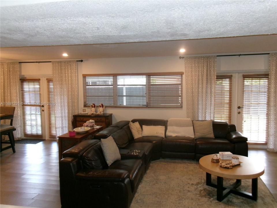 11430 SW 83rd Ter, Miami, Flórida 33173, Estados Unidos