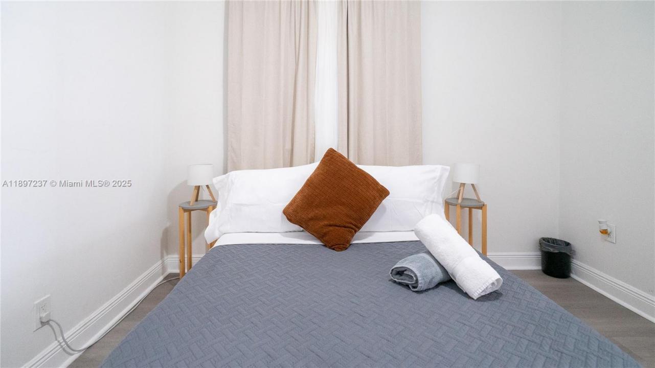 1177 NW 30th St, Miami, Florida 33127, HOA KỲ