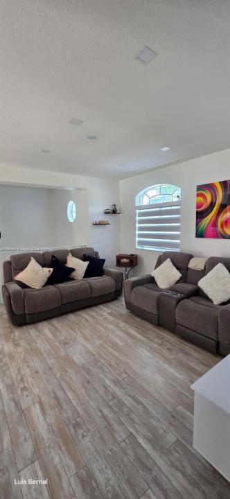 Hialeah, フロリダ 33015, アメリカ合衆国