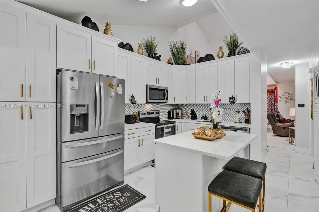 7780 NW 79th Ave F6, Tamarac, Флорида 33321, Соединенные Штаты