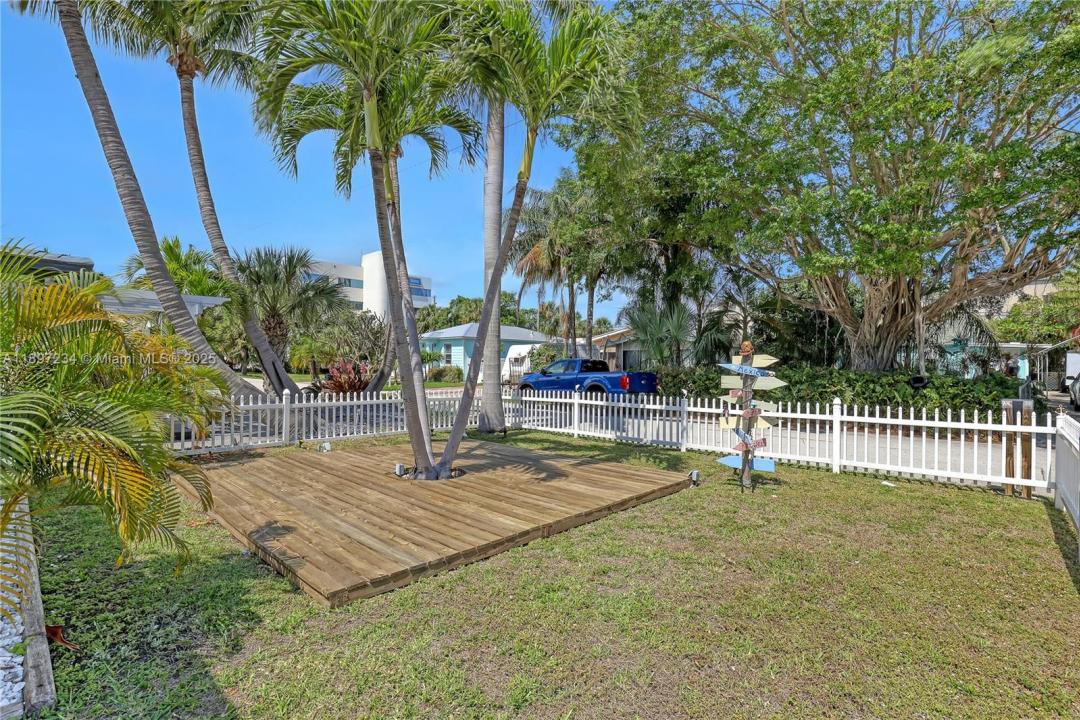 213 E 25th St, Riviera Beach, Florida 33404, HOA KỲ