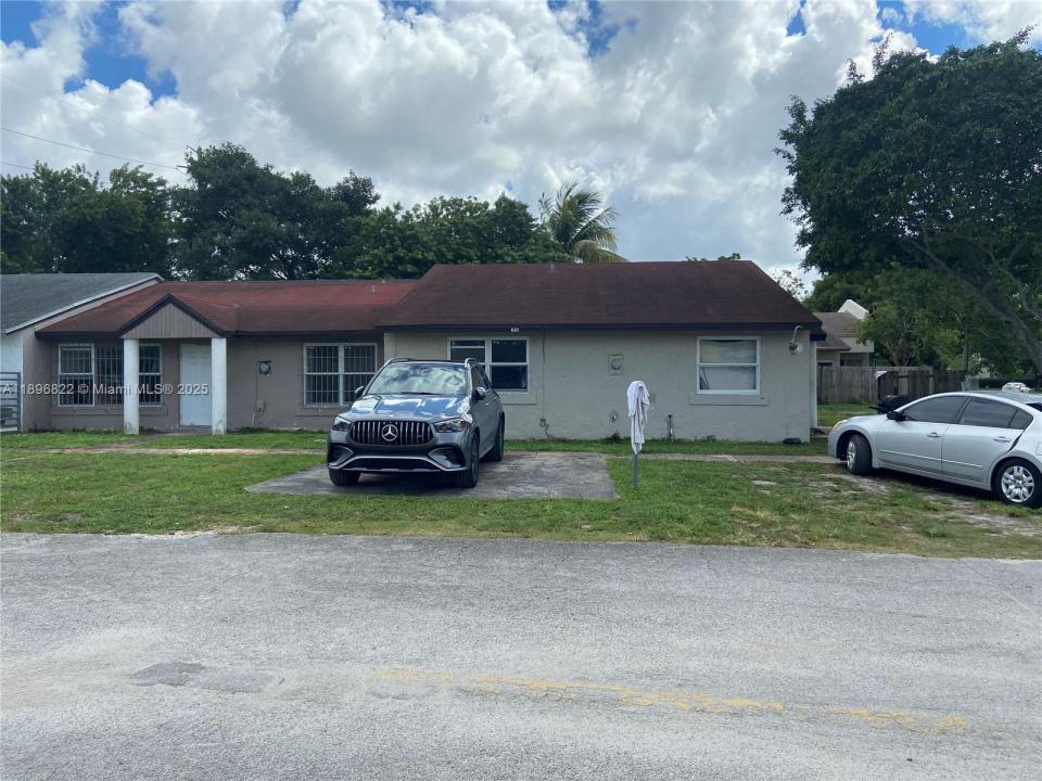 3956 NW 182nd Ln, Miami Gardens, Flórida 33055, Estados Unidos