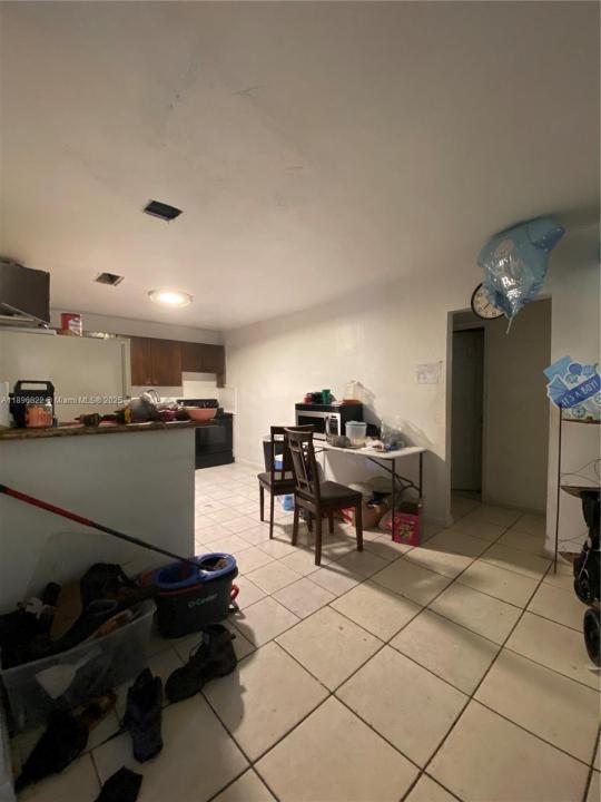 3956 NW 182nd Ln, Miami Gardens, Flórida 33055, Estados Unidos